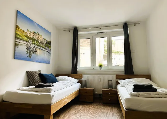 Roomy For Families And Groups Apartmán