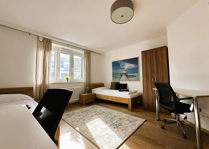 Roomy For Families And Groups *