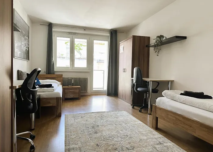 Roomy For Families And Groups